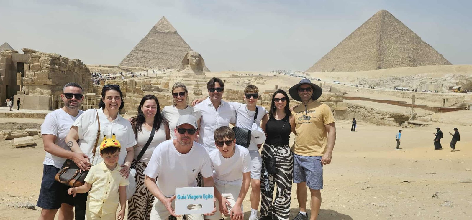 Guía especializado en viajes por Egipto, habla español y portugués, acompañando a turistas en sitios históricos como El Cairo, Luxor y Asuán. Para reservas: +201204128282