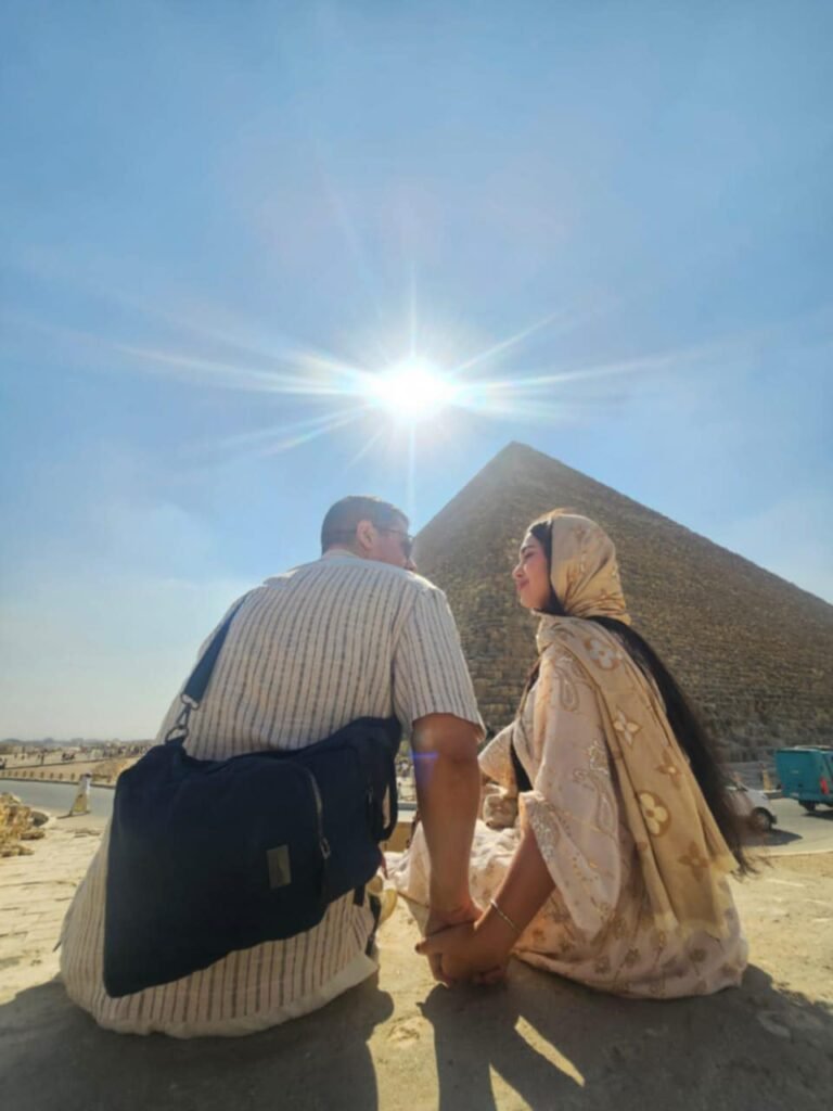 Pacote Pirâmides, Museus e Bazaar no Egito com guia em português – Guia Viagem Egito. Reserve pelo WhatsApp +201204128282.