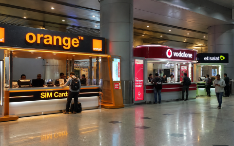 Internet no Egito: Qual a Melhor Operadora e Como Comprar Chip no Aeroporto do Cairo