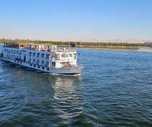 Cruzeiro pelo rio Nilo incluído em pacote turístico no Egito com guia profissional, visitando os templos de Luxor, Edfu, Kom Ombo e Aswan, com pensão completa a bordo Whatsappe +201204128282